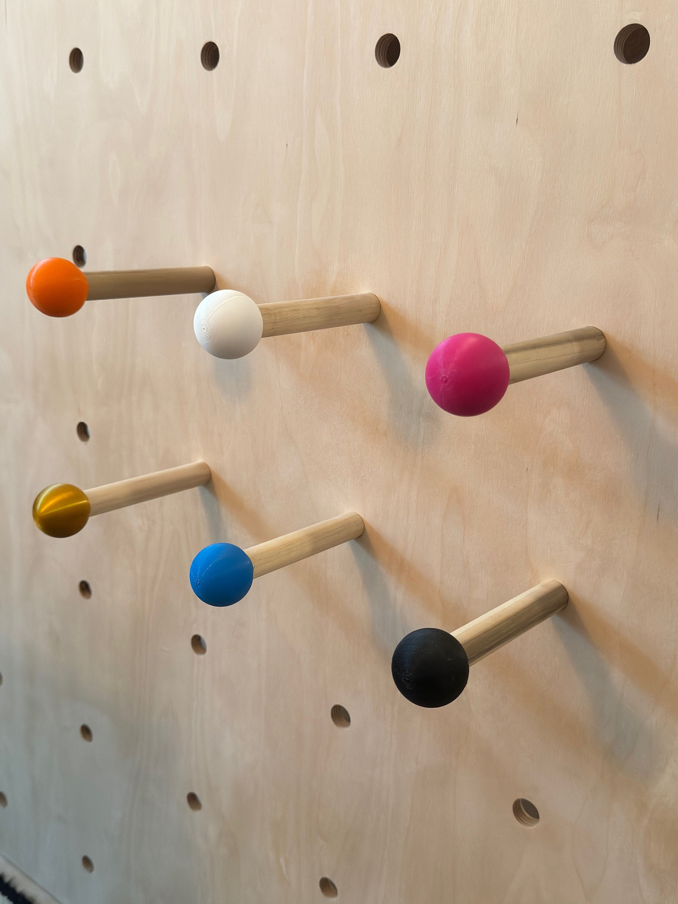 Ball End Pegs for Large Pegboard